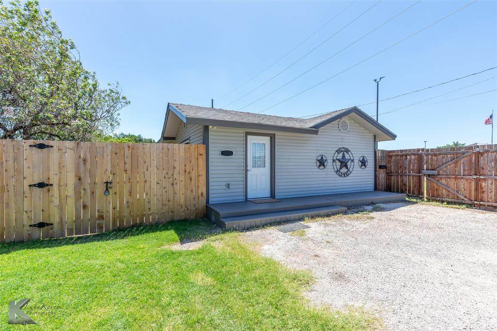 3183 Curry Lane - Photo 1