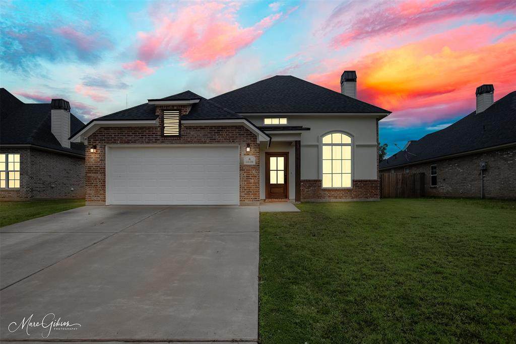 4820 Bogey Lane - Photo 1