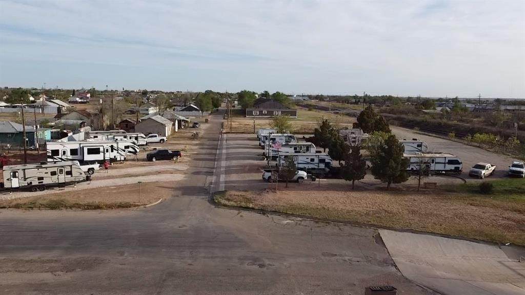 612 G Place - Photo 1