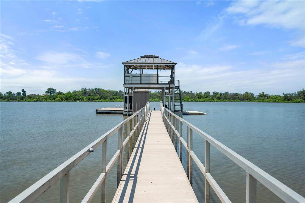 6412 Preferred Drive - Photo 1