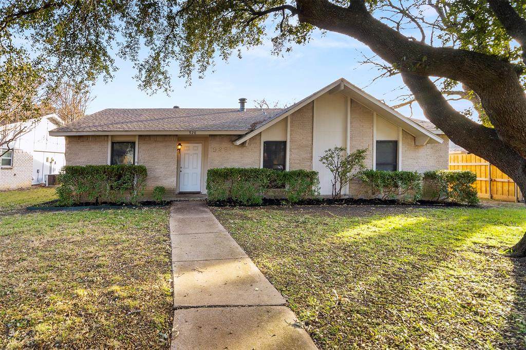 928 Overdowns Drive - Photo 1