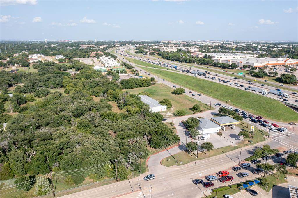 2300 Sh 114 - Photo 1