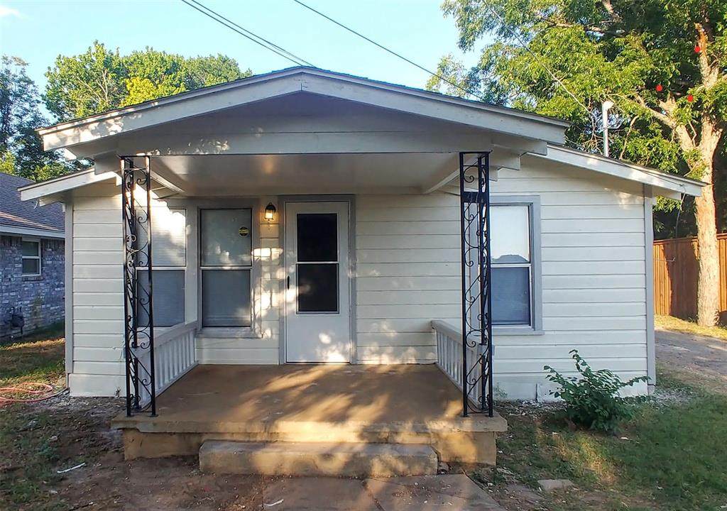 411 Bradshaw Street - Photo 1