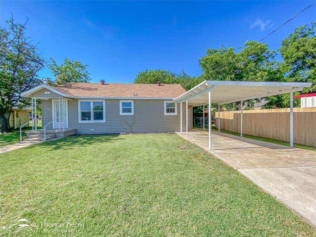 608 8th Street - Photo 1