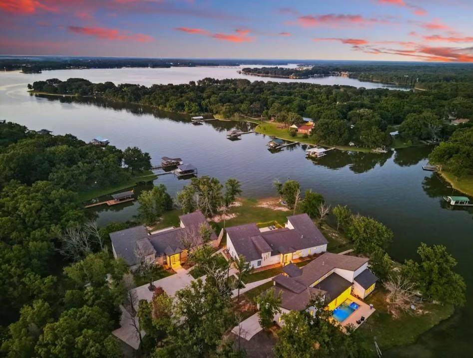 2752 Briarwood Harbor Road - Photo 1