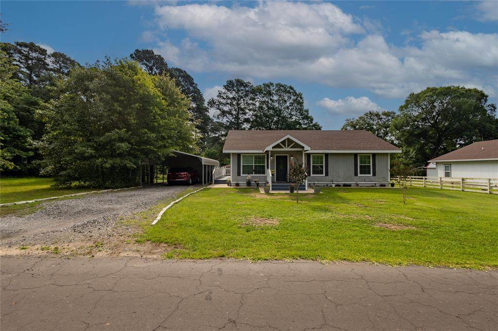 221 County Road 2154 - Photo 1