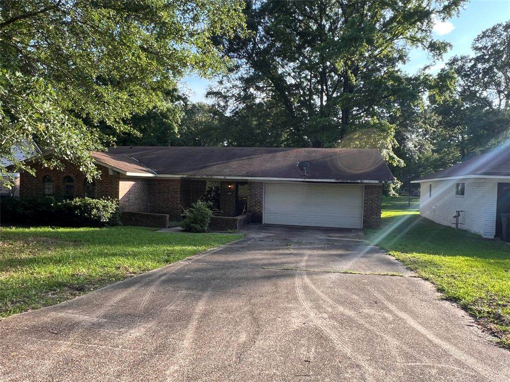 7204 Bobtail Circle - Photo 1