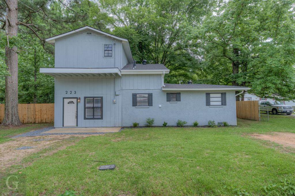 223 Mckinley Avenue - Photo 1