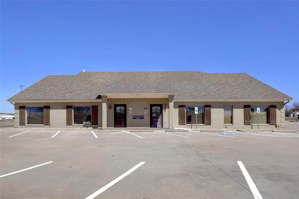 809 Woodrow Wilson Ray Circle - Photo 1