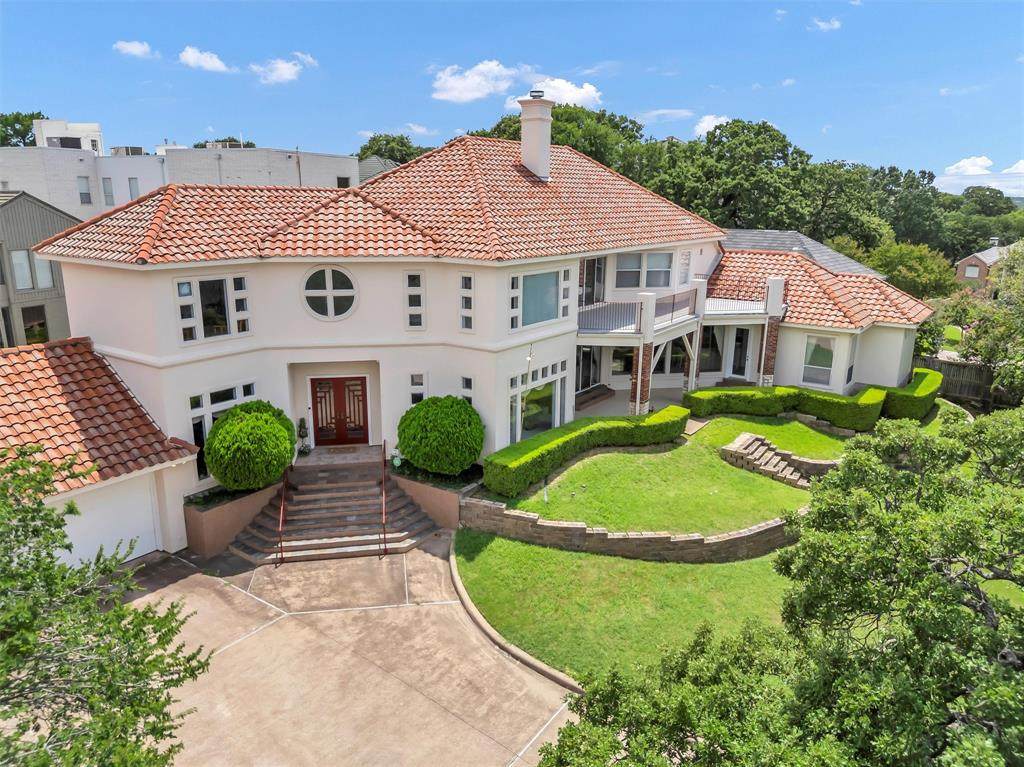 2318 Stone Bridge Drive - Photo 1
