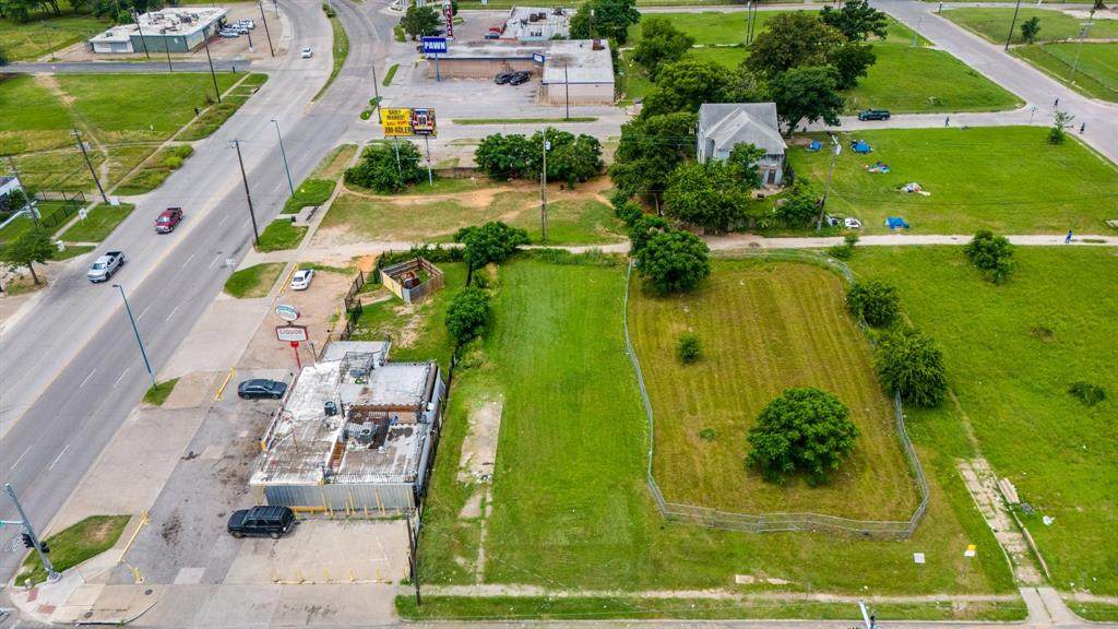 2917 Holmes Street - Photo 1