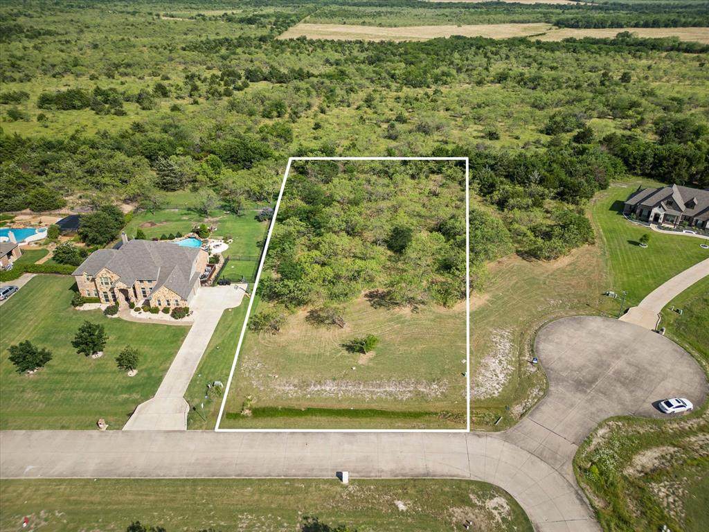 540 Austin Circle - Photo 1