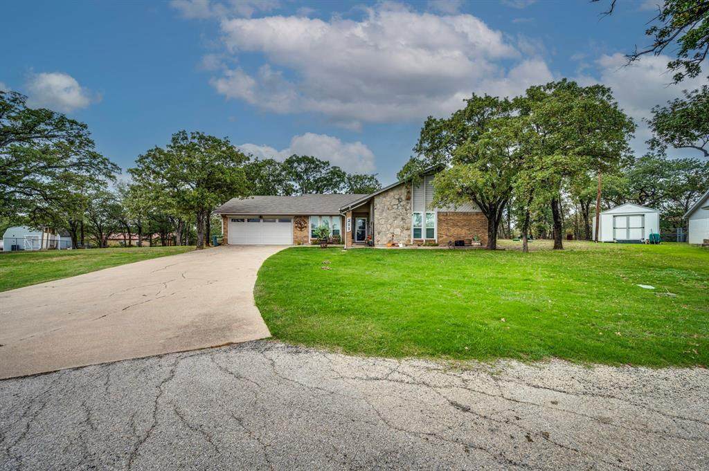 211 Willow Creek Court - Photo 1