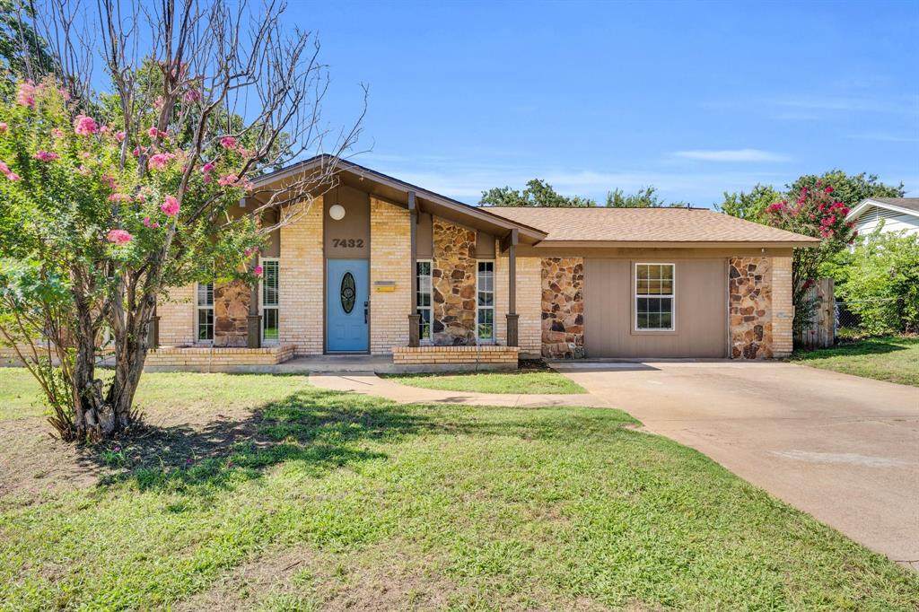 7432 Beckwood Drive - Photo 1