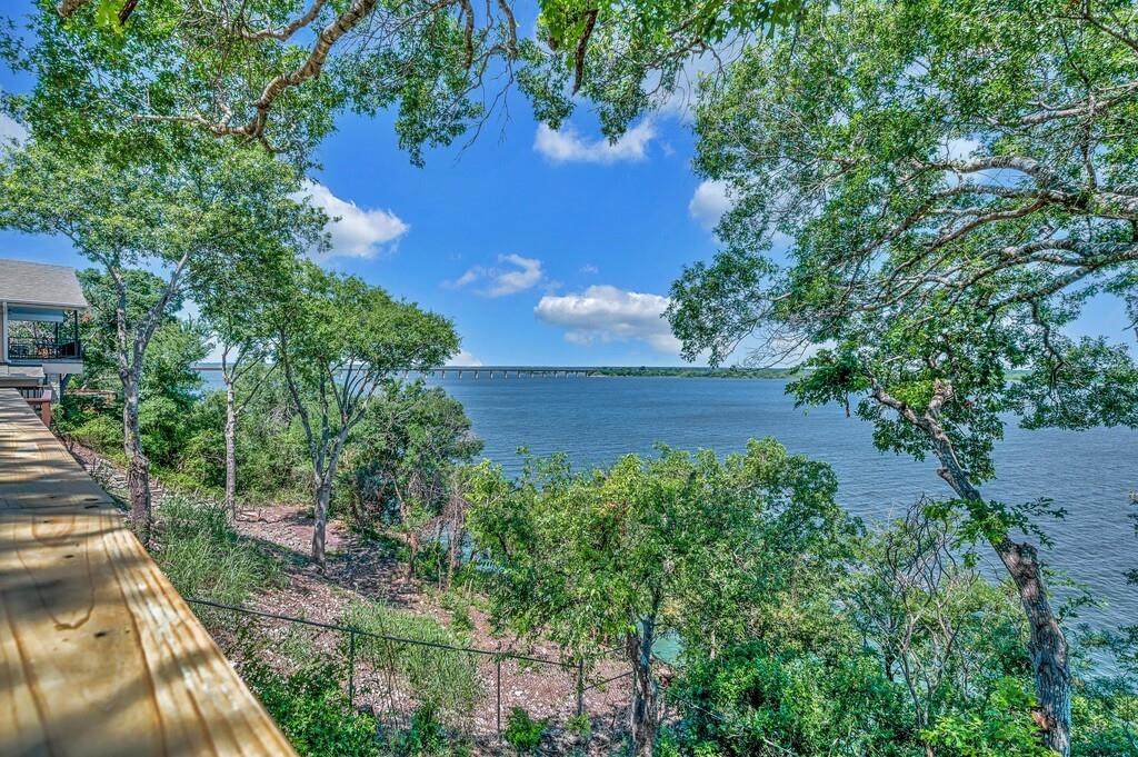 276 Mohon Drive - Photo 1