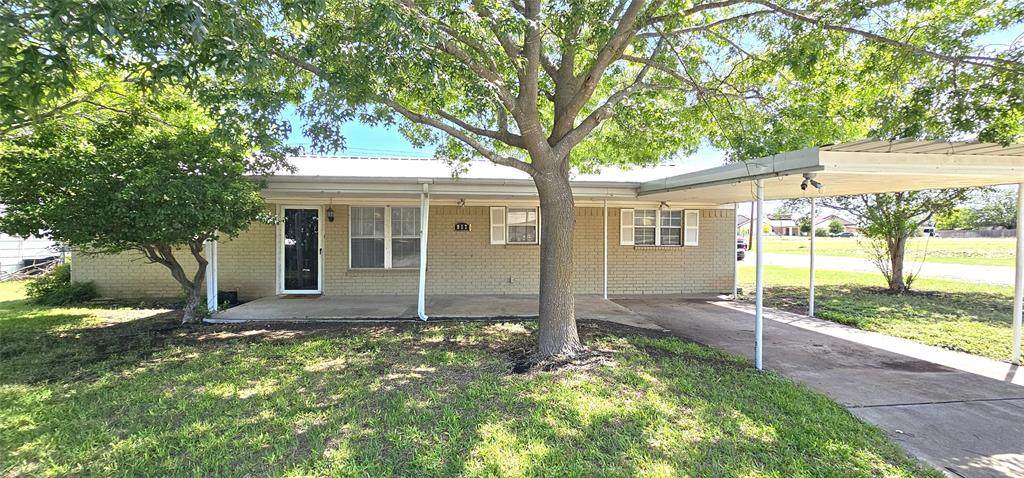 917 Bombay Street - Photo 1