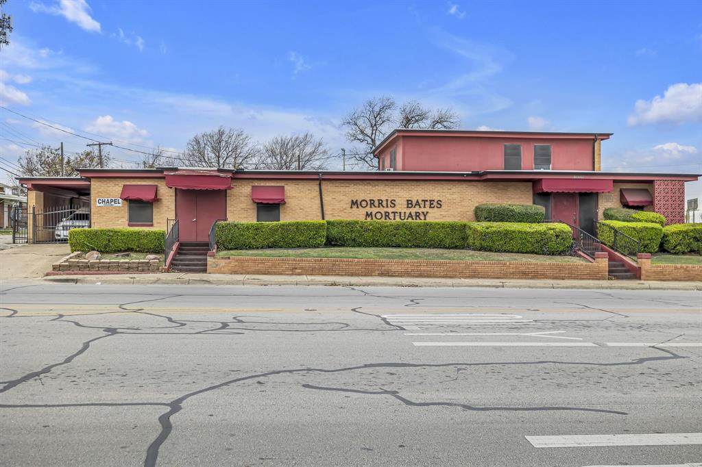 1700 Evans Avenue - Photo 1