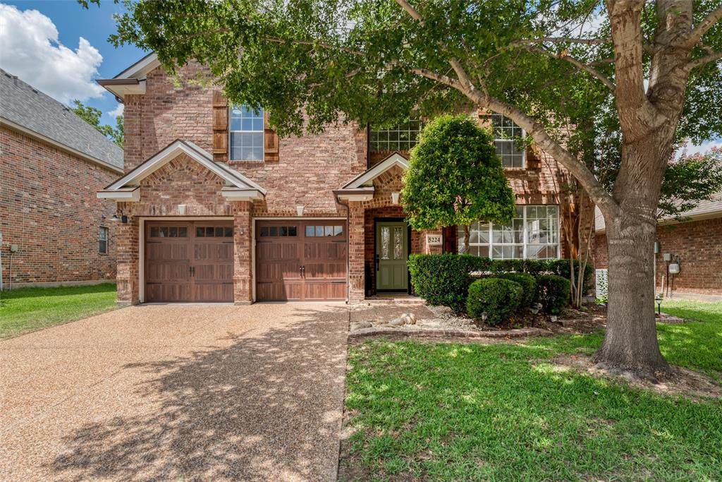 5224 Briarwood - Photo 1
