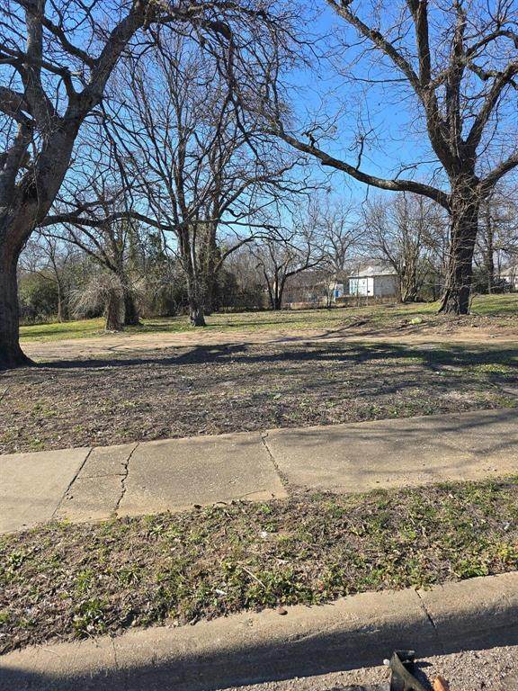 2115 Denley Drive - Photo 1