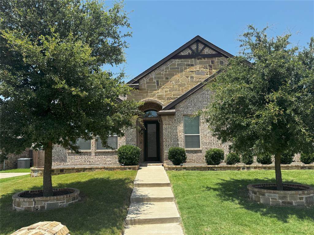 3217 Charing Cross Road - Photo 1