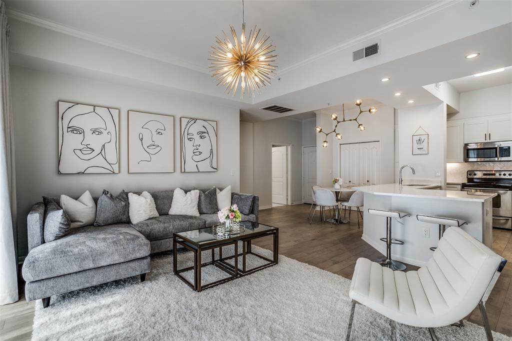 3225 Turtle Creek Boulevard - Photo 1