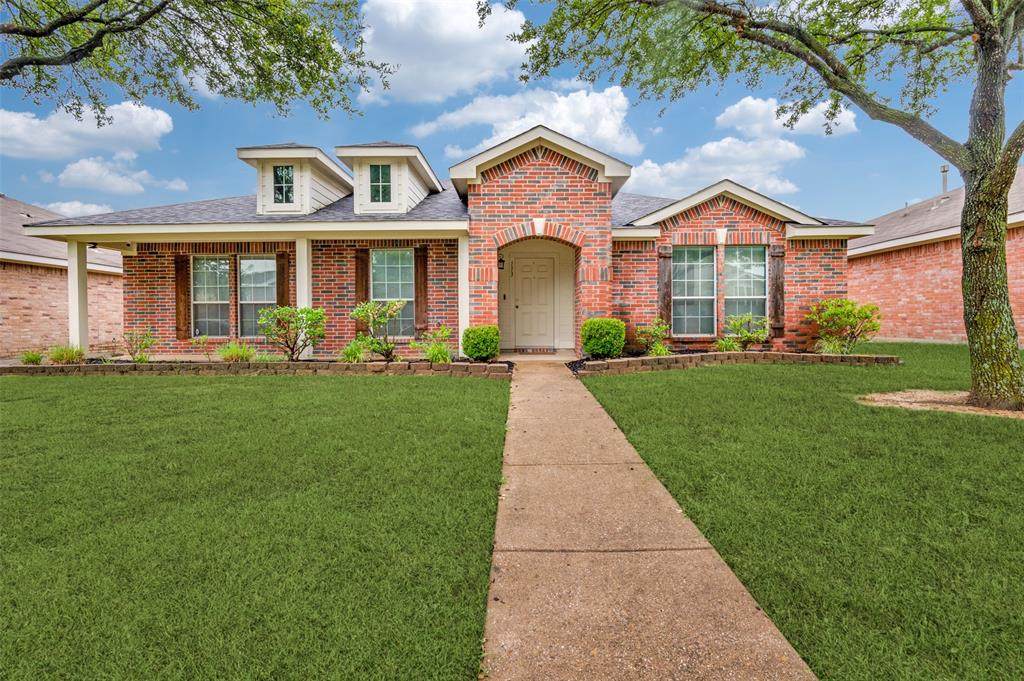 113 Cayman Drive - Photo 1
