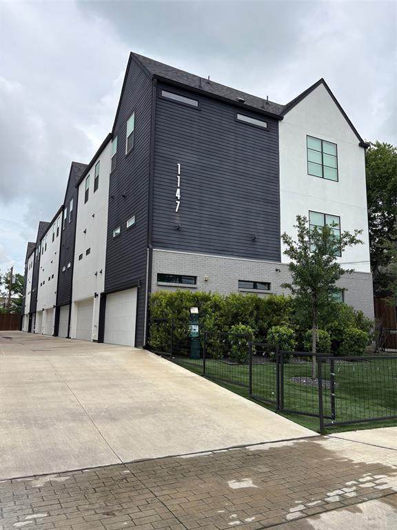 1147 Madison Avenue - Photo 1