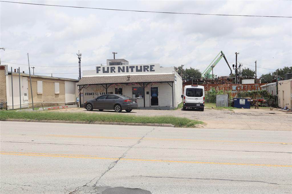 3804 Main Street - Photo 1