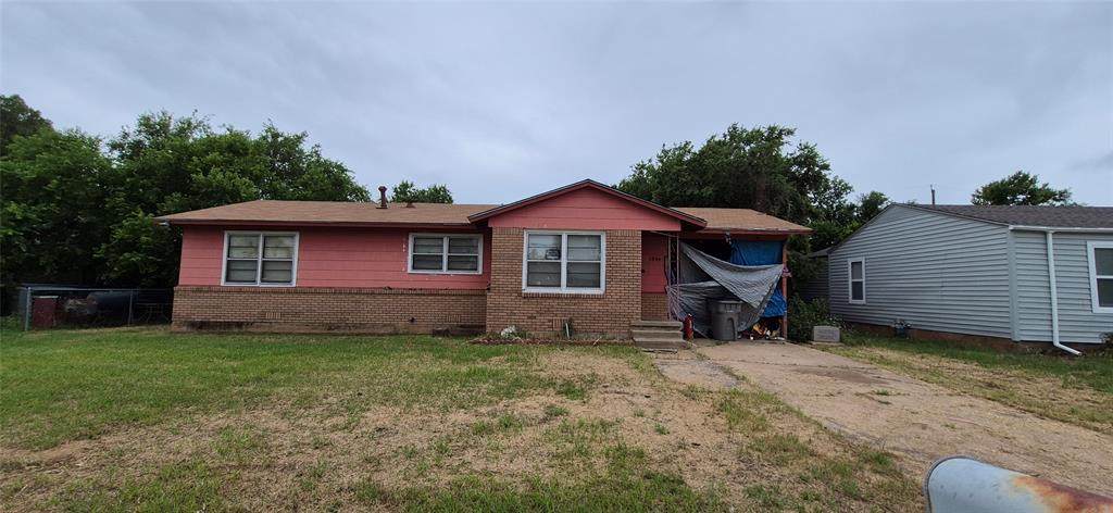 1204 Williams Avenue - Photo 1