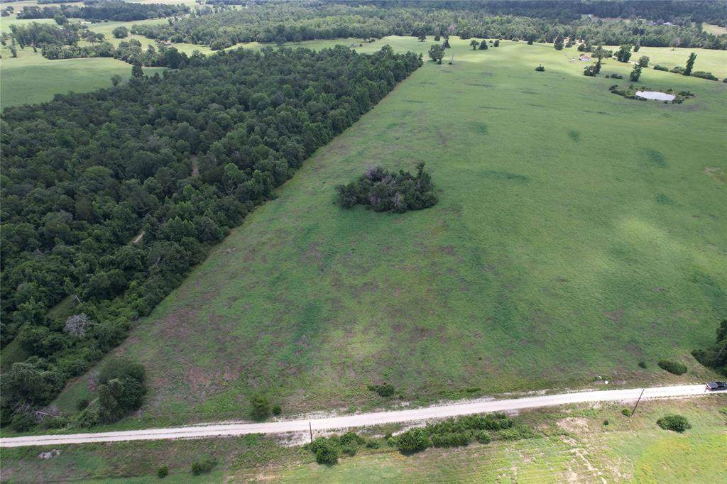 4306 Private Road 1310 - Photo 1