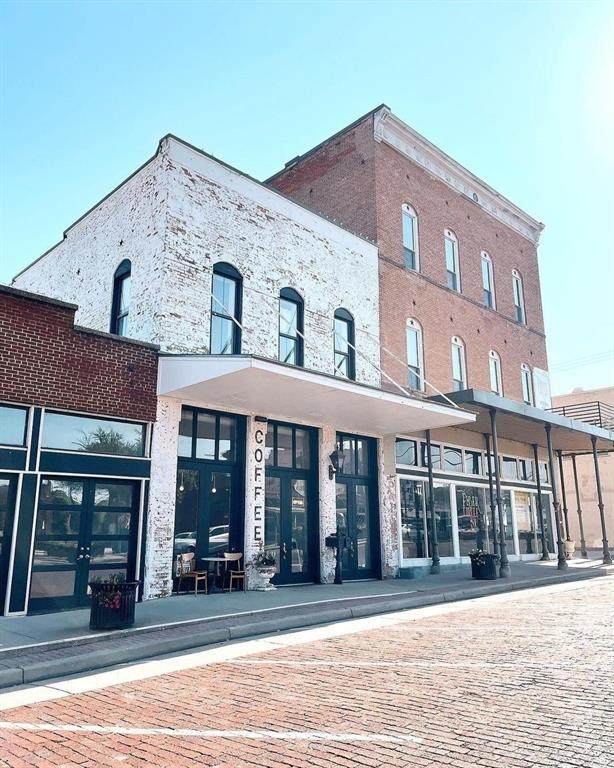 204 Mckinney Street - Photo 1