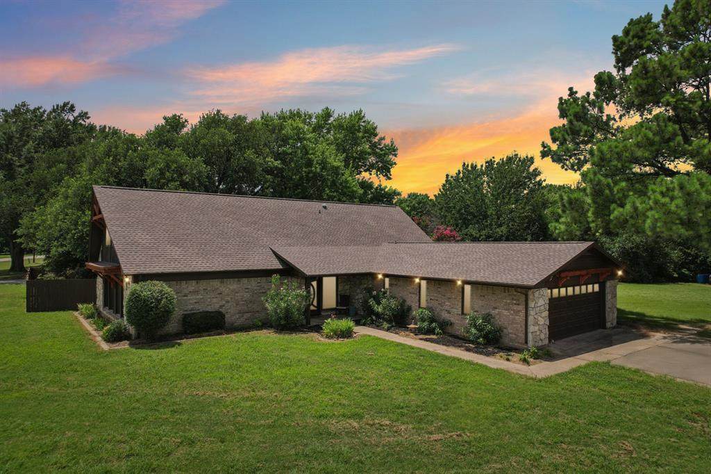 990 Brush Creek Road - Photo 1