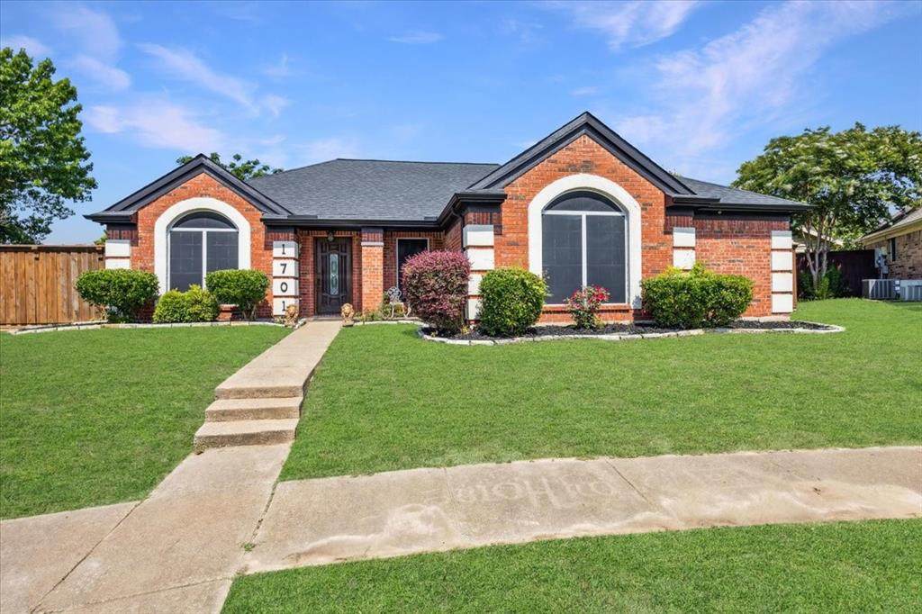 1701 Prairie Creek Court - Photo 1