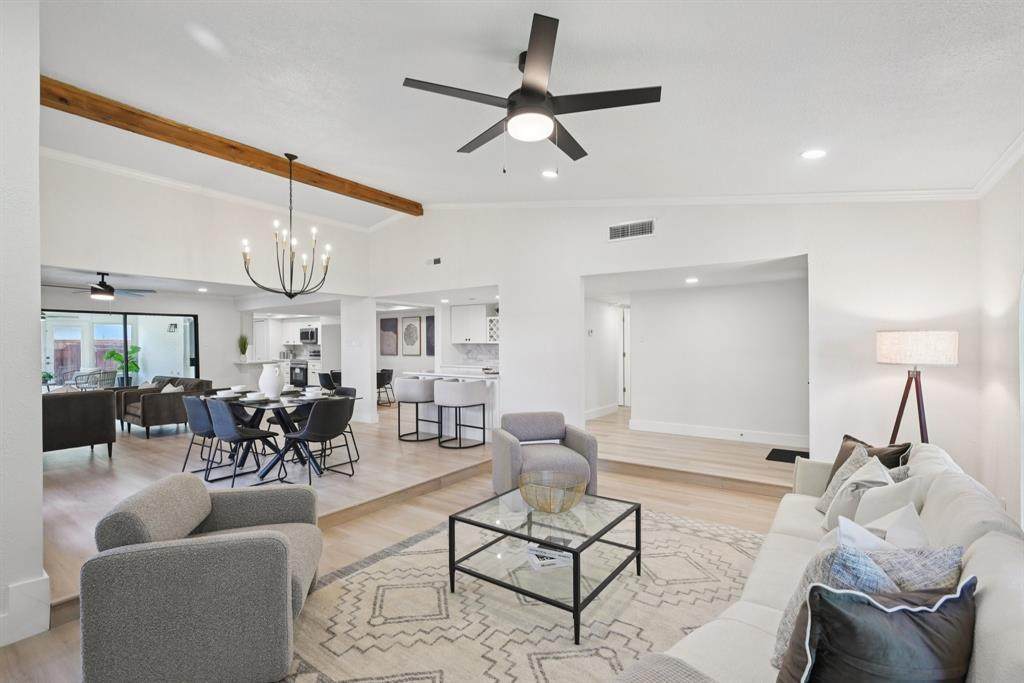 1506 Spring Creek Parkway - Photo 1