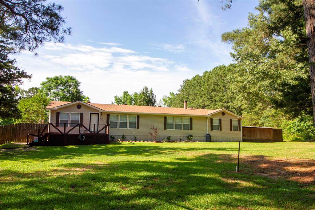 161 Cloverleaf Drive - Photo 1