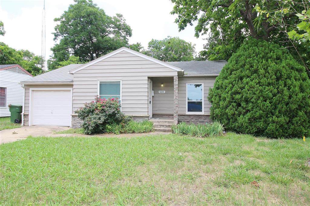 1225 Lakeside Drive - Photo 1