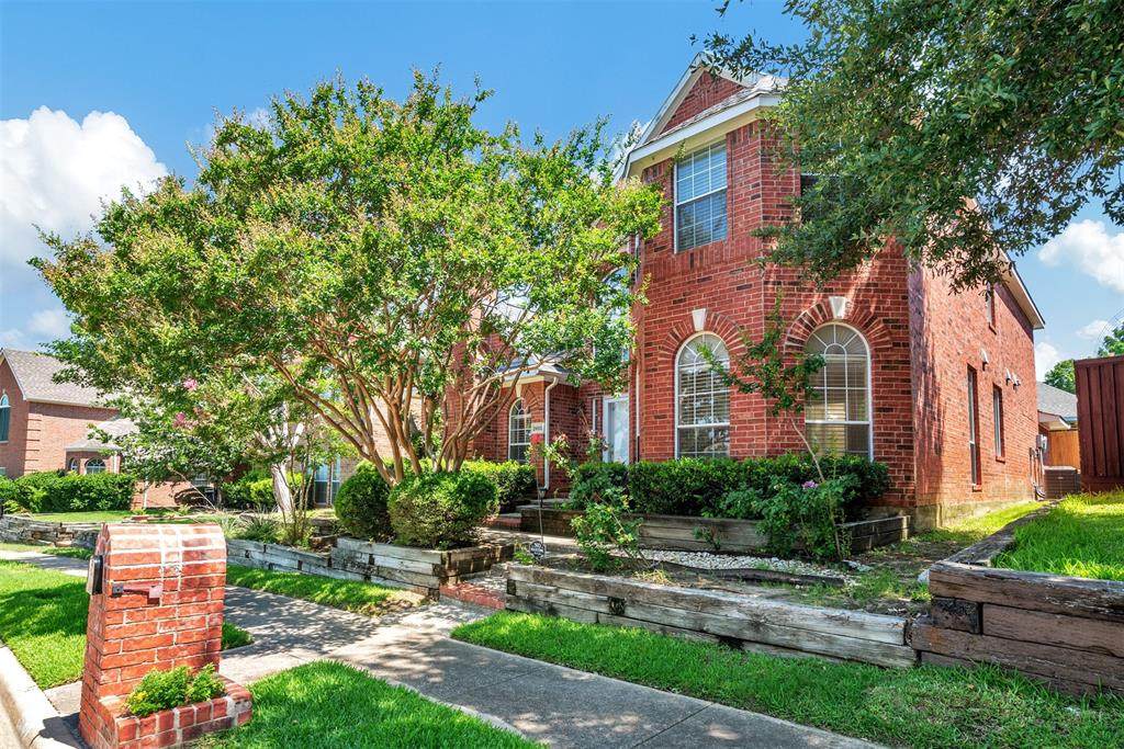 2400 Havard Oak Drive - Photo 1