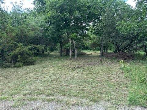 38057 Brookside Drive - Photo 1