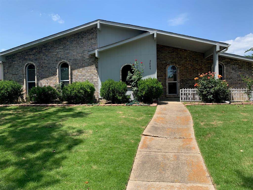 2009 Chestnut Road - Photo 1