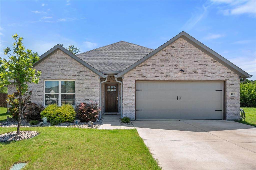 101 Paytons Way - Photo 1