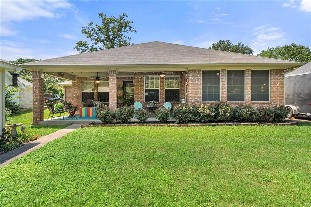 152 Guadalupe Drive - Photo 1