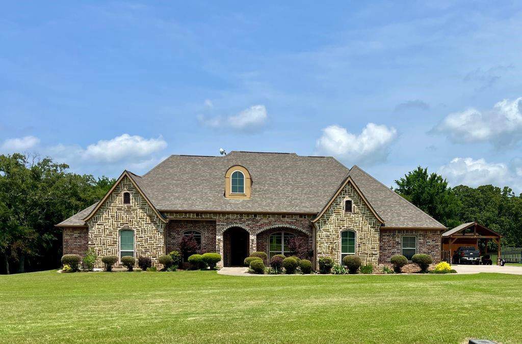 307 County Road 3640 - Photo 1