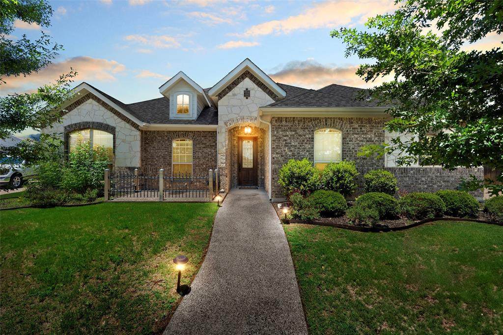 415 Sagebrush Lane - Photo 1