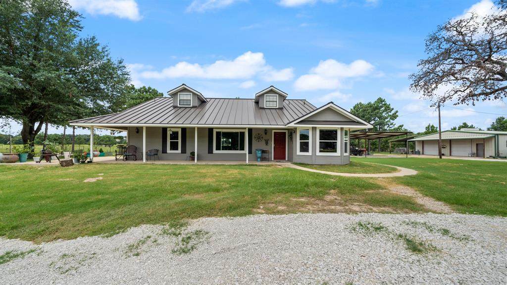132 Private Road 7105 - Photo 1