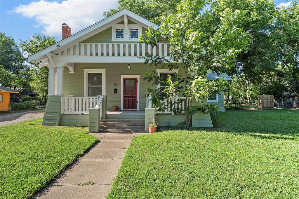 611 Capps Street - Photo 1