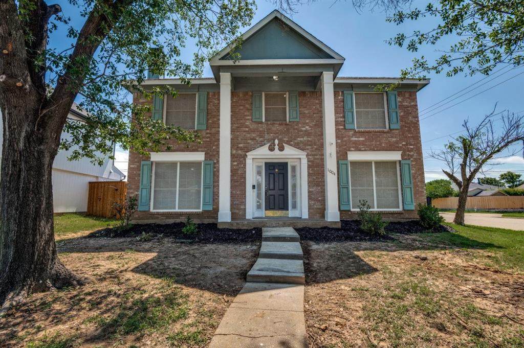 1004 Brae Loch Drive - Photo 1