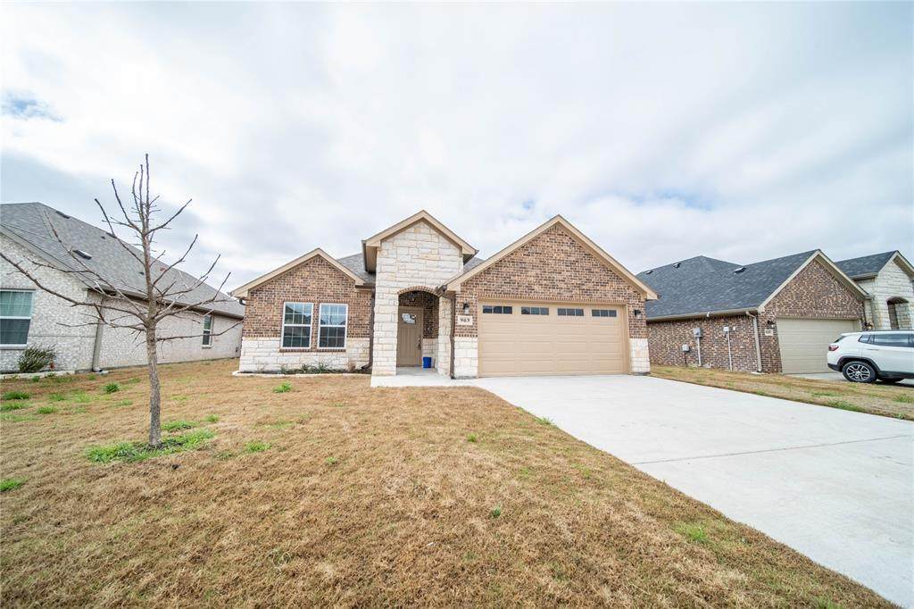 903 Moseley Lane - Photo 1