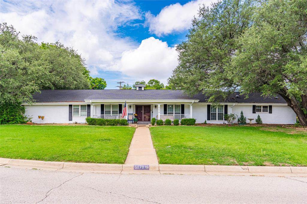 6079 Wonder Drive - Photo 1