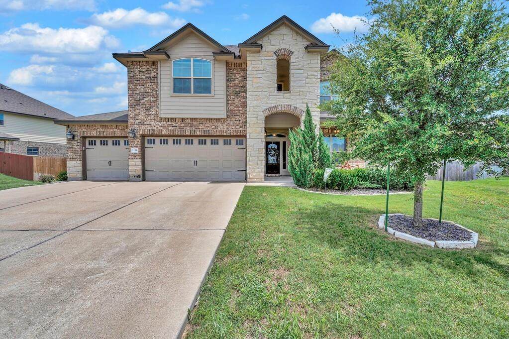 1121 Drummond - Photo 1