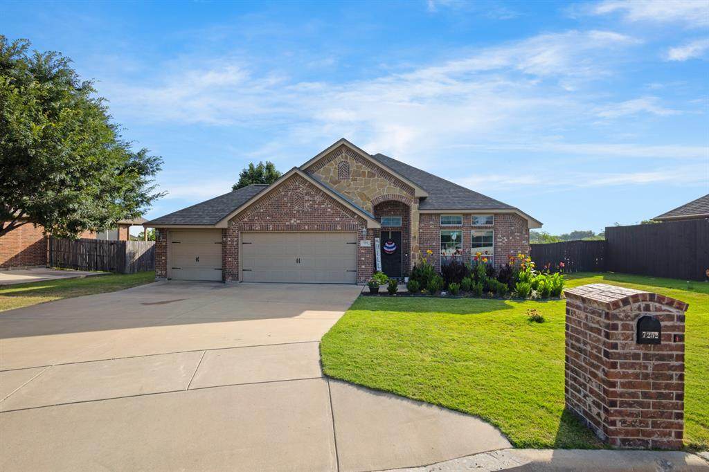 7252 Lake Country Drive - Photo 1